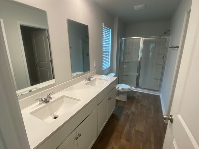 Photo - Introducing this beautiful like new 3 bed 2 bath home located in the Windsong II S/D. in Rincon, GA!