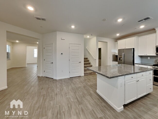 Photo - 1687 Pena Ln