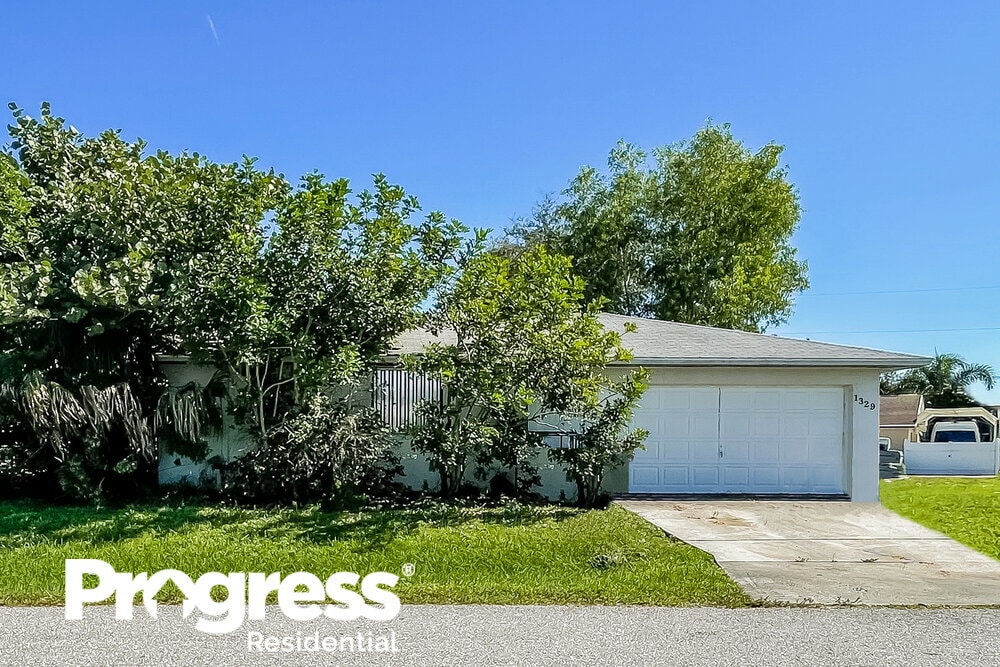Photo - 1329 SE 12th St