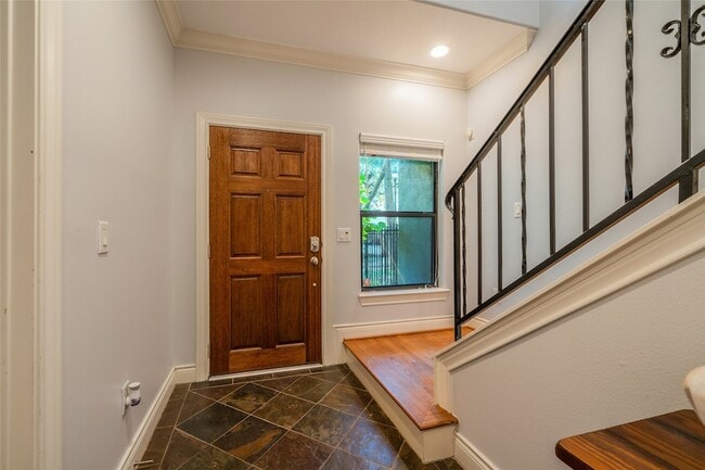 Photo - 1802 Rosalie St