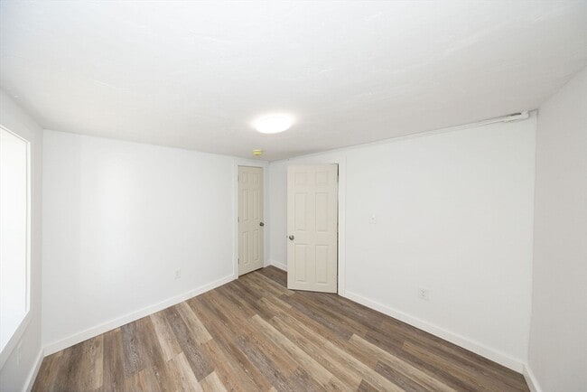 61 Rodney St Unit G