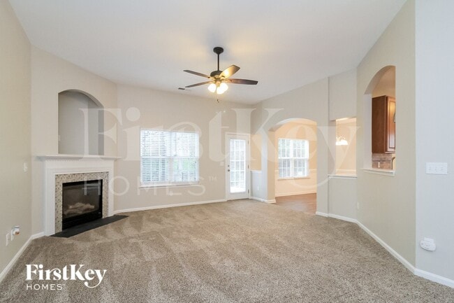 Photo - 4169 Shadetree Dr