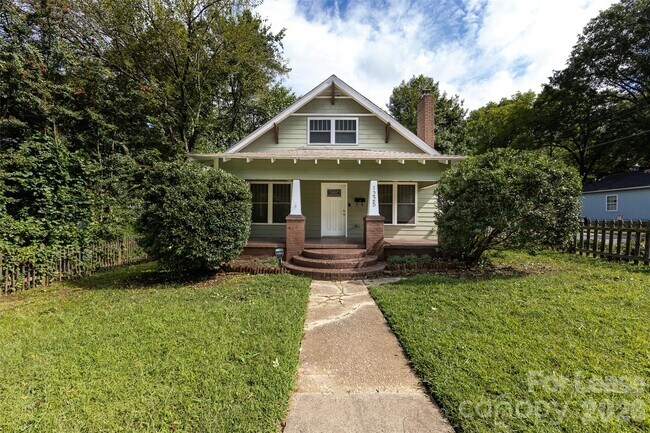 Photo - 1225 Kennon St