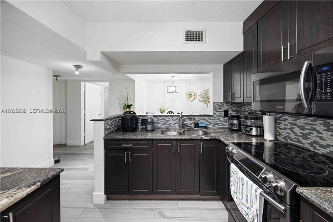 Photo - 12505 NW 11th Ln