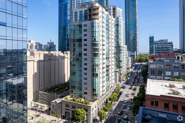 Photo - The Metropolitan