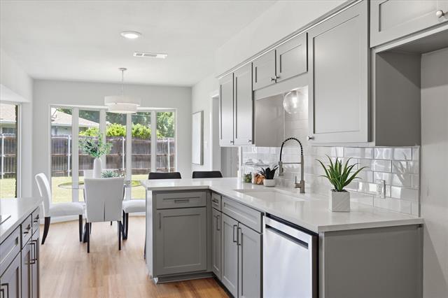3920 Felisa Pl