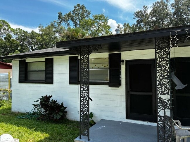 Building Photo - 7138 Conant Ave Rental