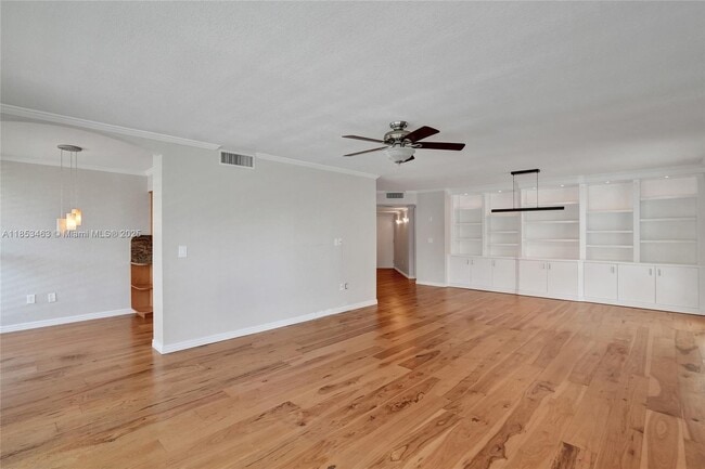 Photo - 1101 River Reach Dr Condo Unit 110