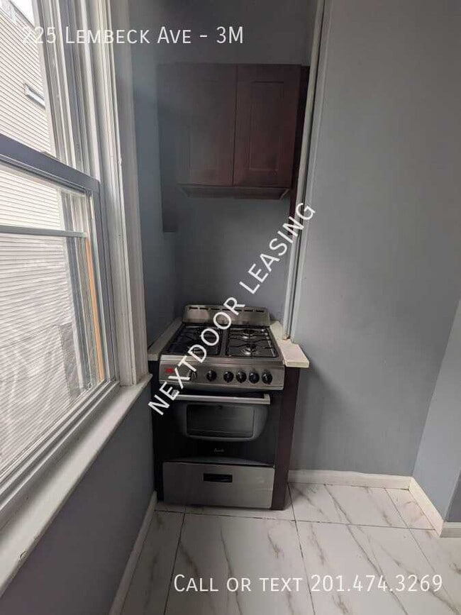 Photo - 225 Lembeck Ave Unit 3M