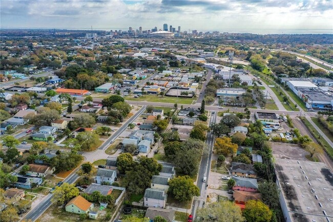 Photo - 2915 Fairfield Ave S