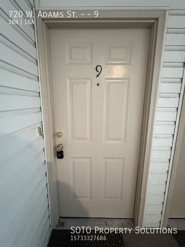 Photo - 720 W Adams St Unit 9