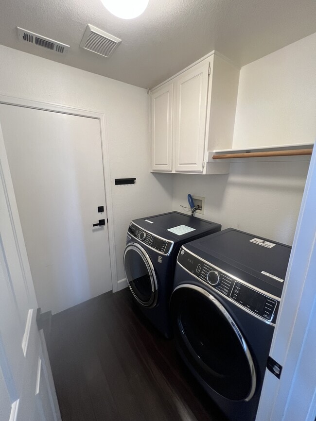 Photo - 31495 Sunningdale Dr