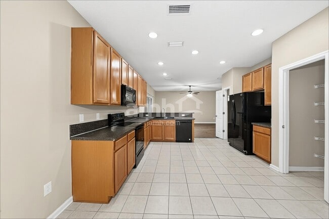 1779 Ferncreek Dr
