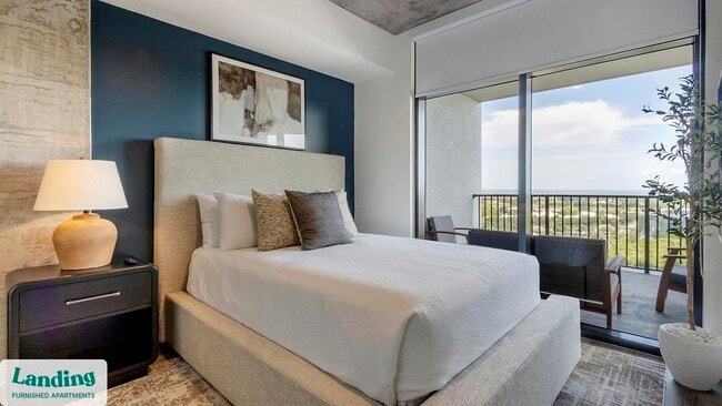 Photo - 221 Main St N Unidad 1408