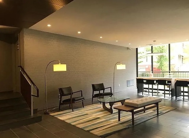 Photo - 5300 Columbia Pike Unidad #410