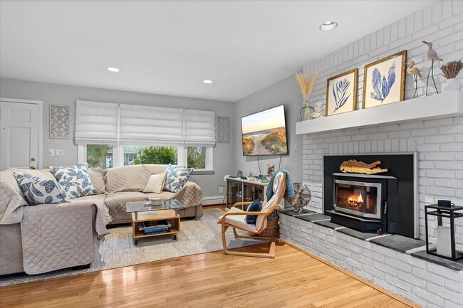 3 Crestview Dr