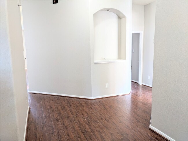 Photo - 20110 Goss Hollow Ln