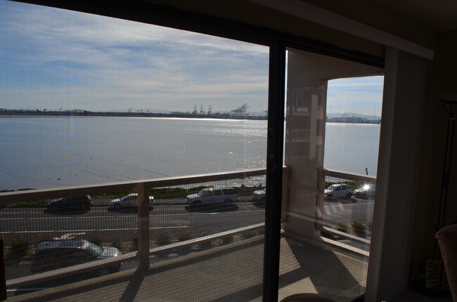 Large 1 bedroom 1 bath with an Amazing Bay... - Large 1 bedroom 1 bath with an Amazing Bay... Condo Unit 356