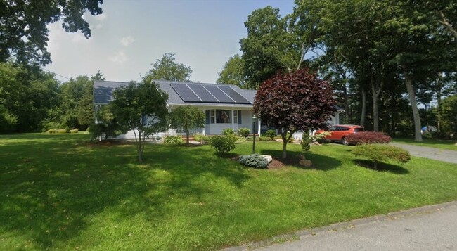 Photo - 12 Holiday Dr