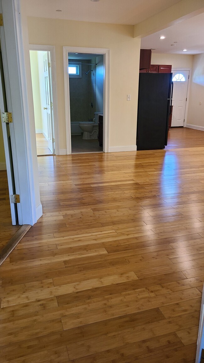 Photo - 9 Alban St Unit #3