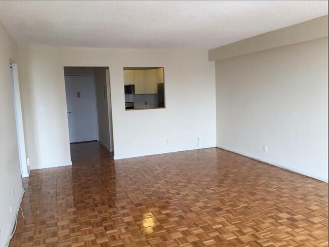 Photo - 33 Pond Ave Unit 813