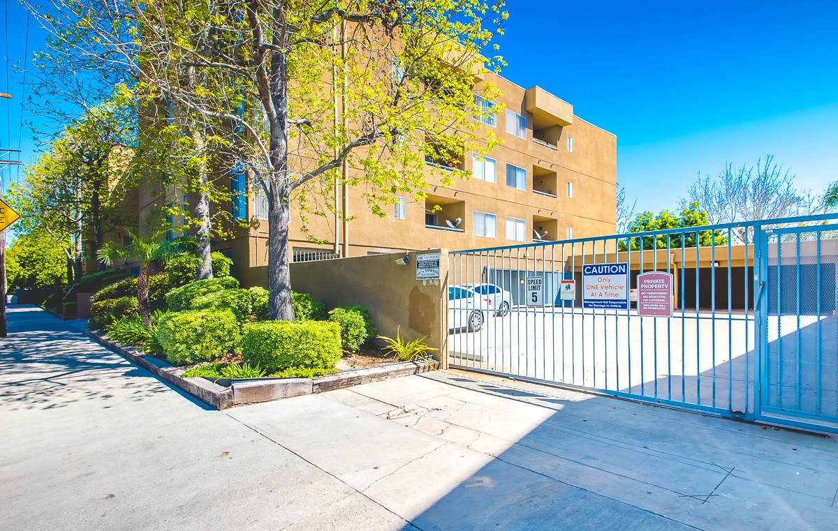 6228 Fulton - 6228 Fulton Apartments