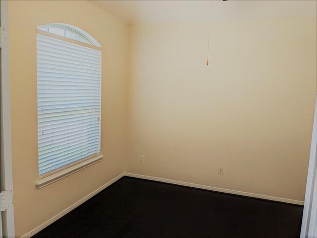 Photo - 18507 Magnolia Dell Dr