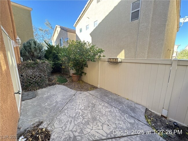 Photo - 11143 African Sunset St