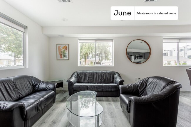 Photo - Room in Shared 4 bed/3 bath home Unidad A