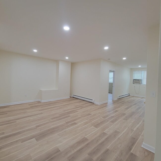 Photo - 228 Orchard St Unit 1