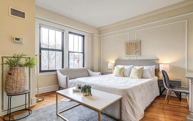 Building Photo - 1613 Harvard St NW