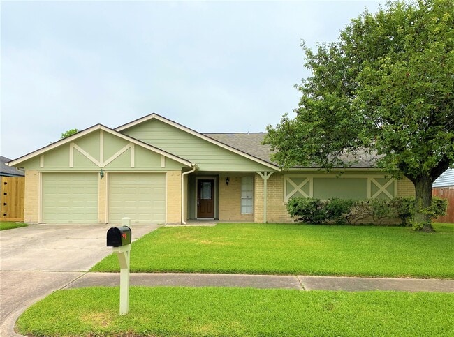 Building Photo - 3810 Downing Cir