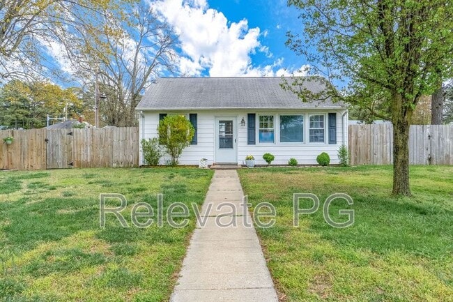 Photo - 1313 St Michaels Ln Casa