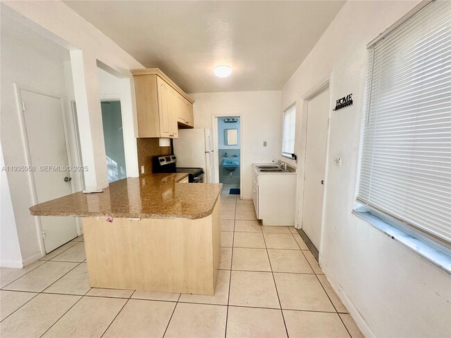 Photo - 745 NE 122nd St Unit 1