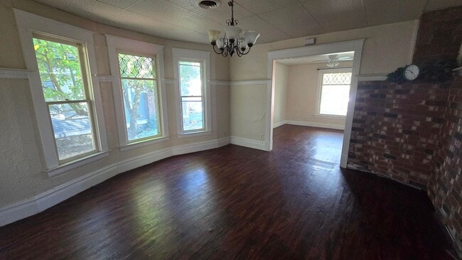 Photo - Spacious North Side Single Family Home