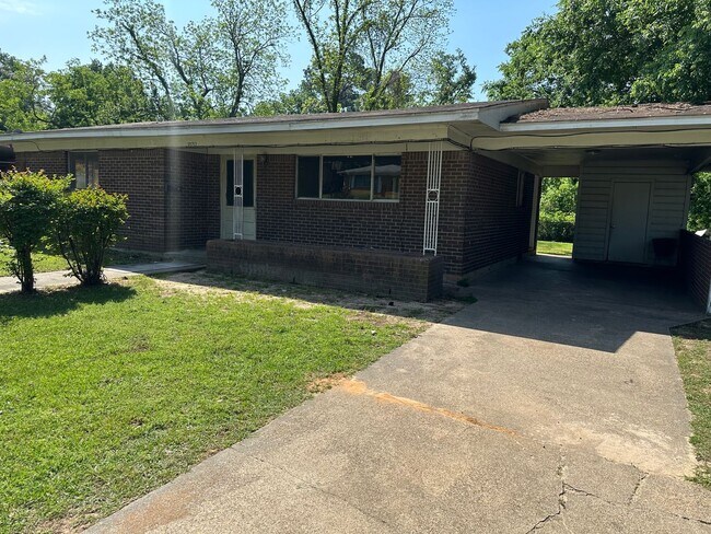 Photo - 2332 Caldwell Blvd