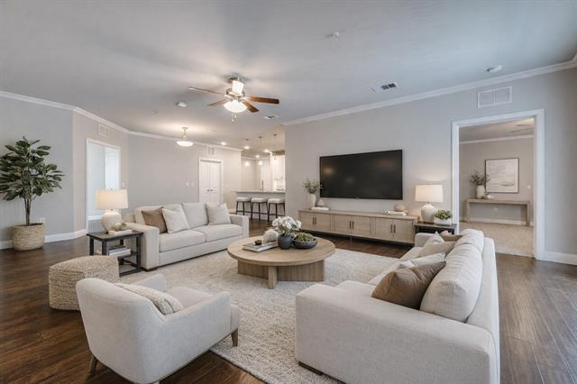 Building Photo - 1735 Wittington Pl Unit 1207