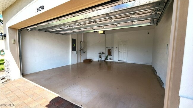 Photo - 15090 Cortona Wy