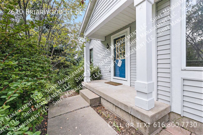 Building Photo - 2610 Briarwood Ct SE Rental