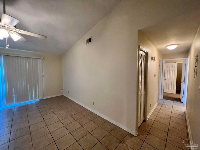 Photo - 9489 Sunnehanna Blvd