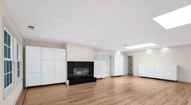 Photo - Spacious 4 Bed, 4 Bath Executive Home on Peaceful Cul-de-Sac!