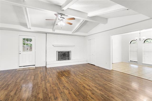 Photo - 2421 Maple Leaf Dr