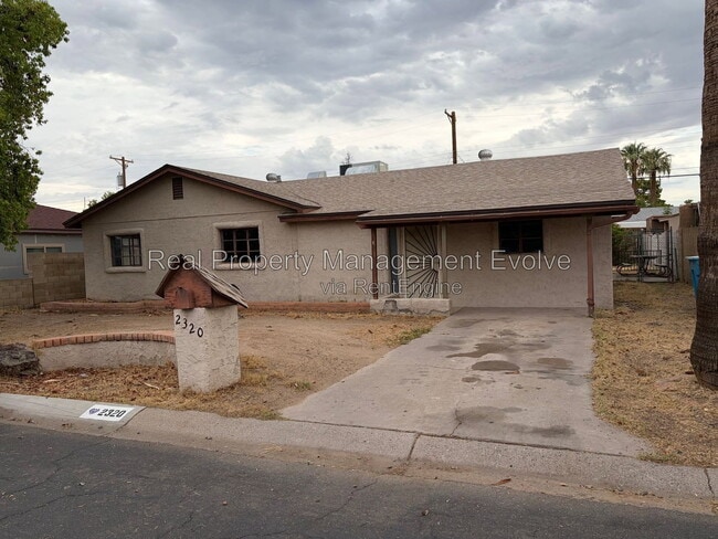 Photo - 2320 W Rose Ln