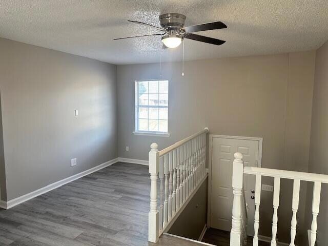 Photo - 1752 31st St NE