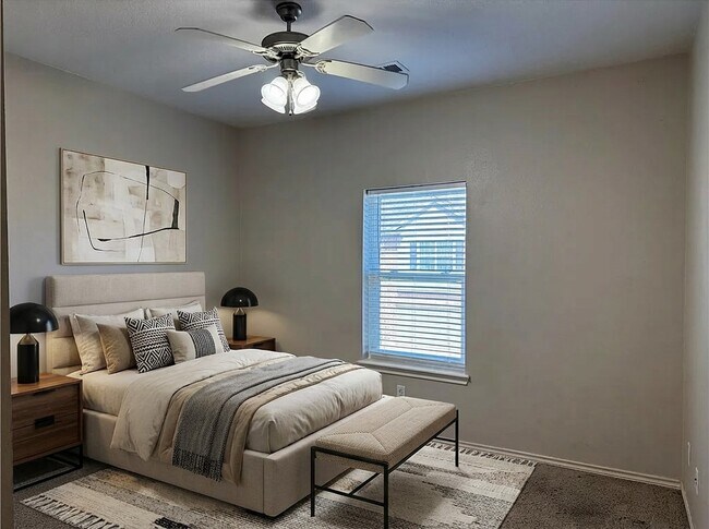 Photo - 1425 W Villa Maria Rd