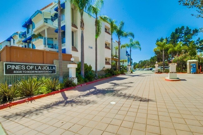 Photo - 8320 Regents Rd Condominio Unidad 1H