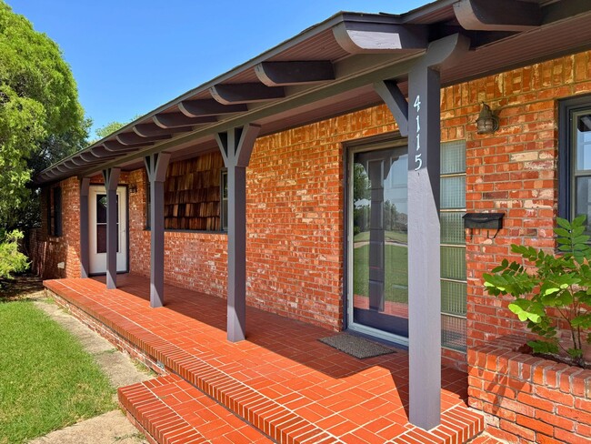 Photo - Charming 4 Bed 2 Bath Home in Morningside!