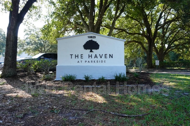 Building Photo - 10825 Key Haven Blvd Rental