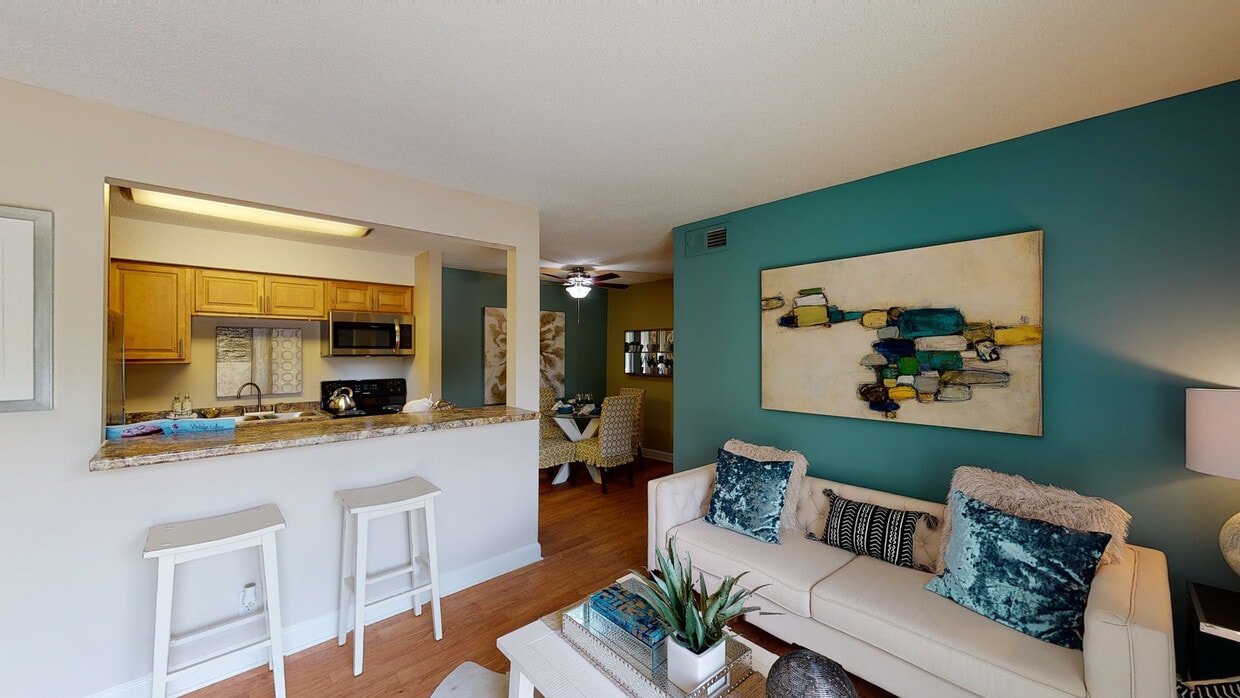 Photo - Collins Crossing Apartments