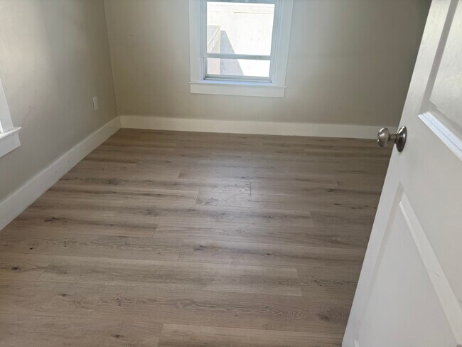 Photo - 66 Orchard St